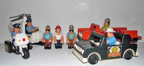 Vintage Fisher Price Little People Main Street 1986 